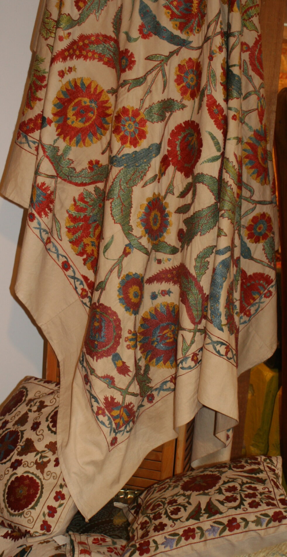 Uzbekistan silk suzani new